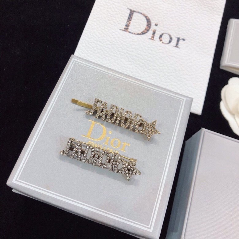Dior CD brooch