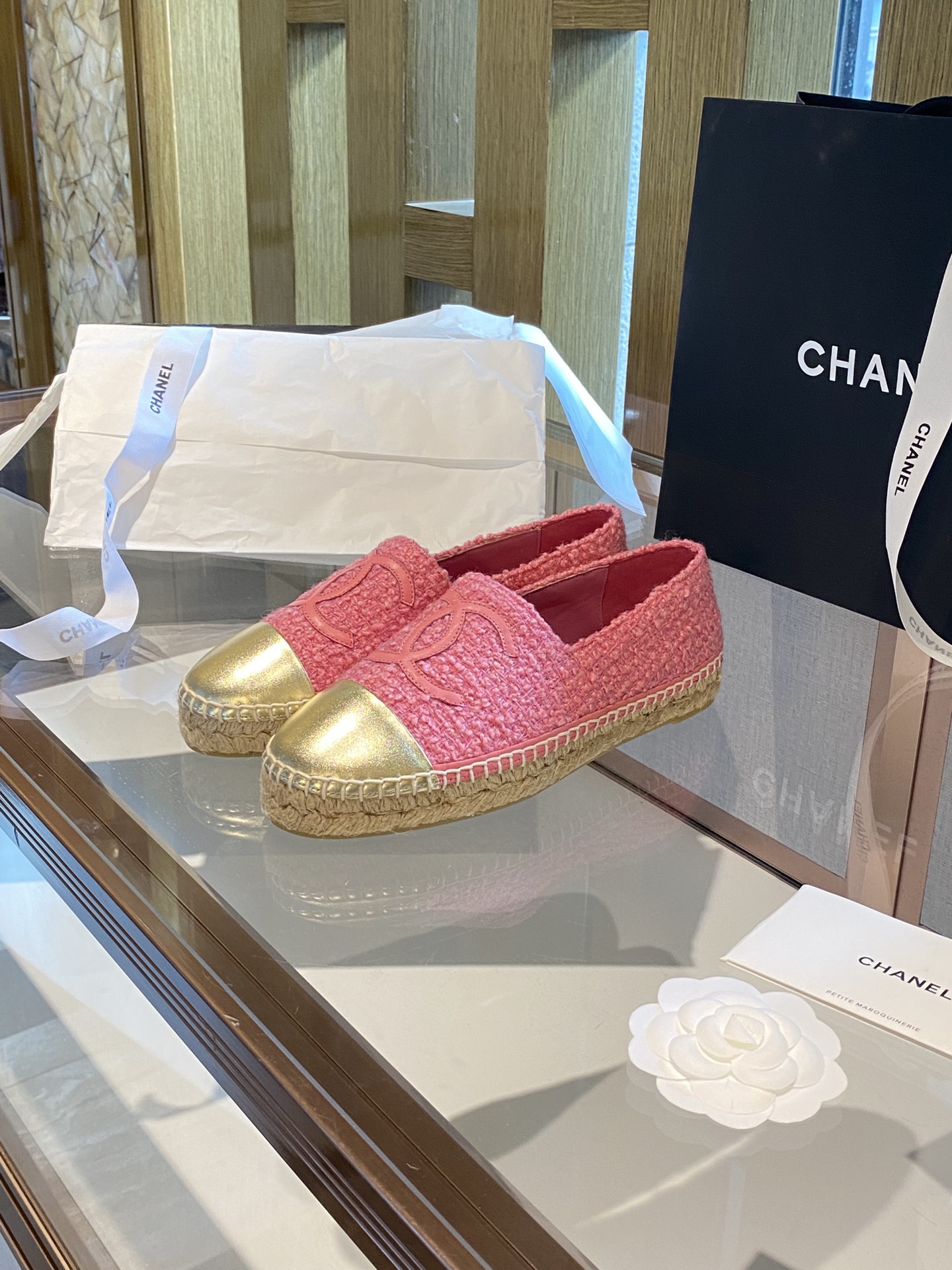 CHANEL fisherman shoes Chanel classic version of the original injection of rubber translucent rubber original color hemp sole