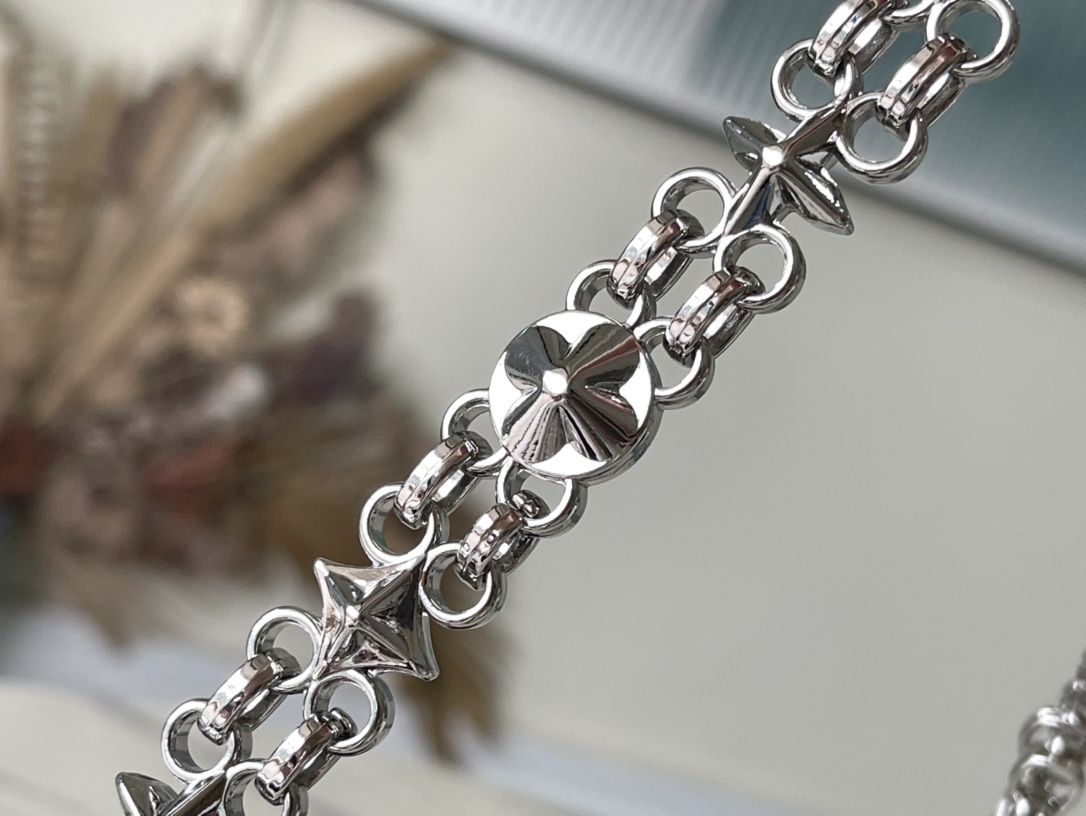 𝐋𝐎𝐔𝐈𝐒 𝐕𝐔𝐈𝐓𝐓𝐎𝐍 top original single M21462 Petite Malle handbag