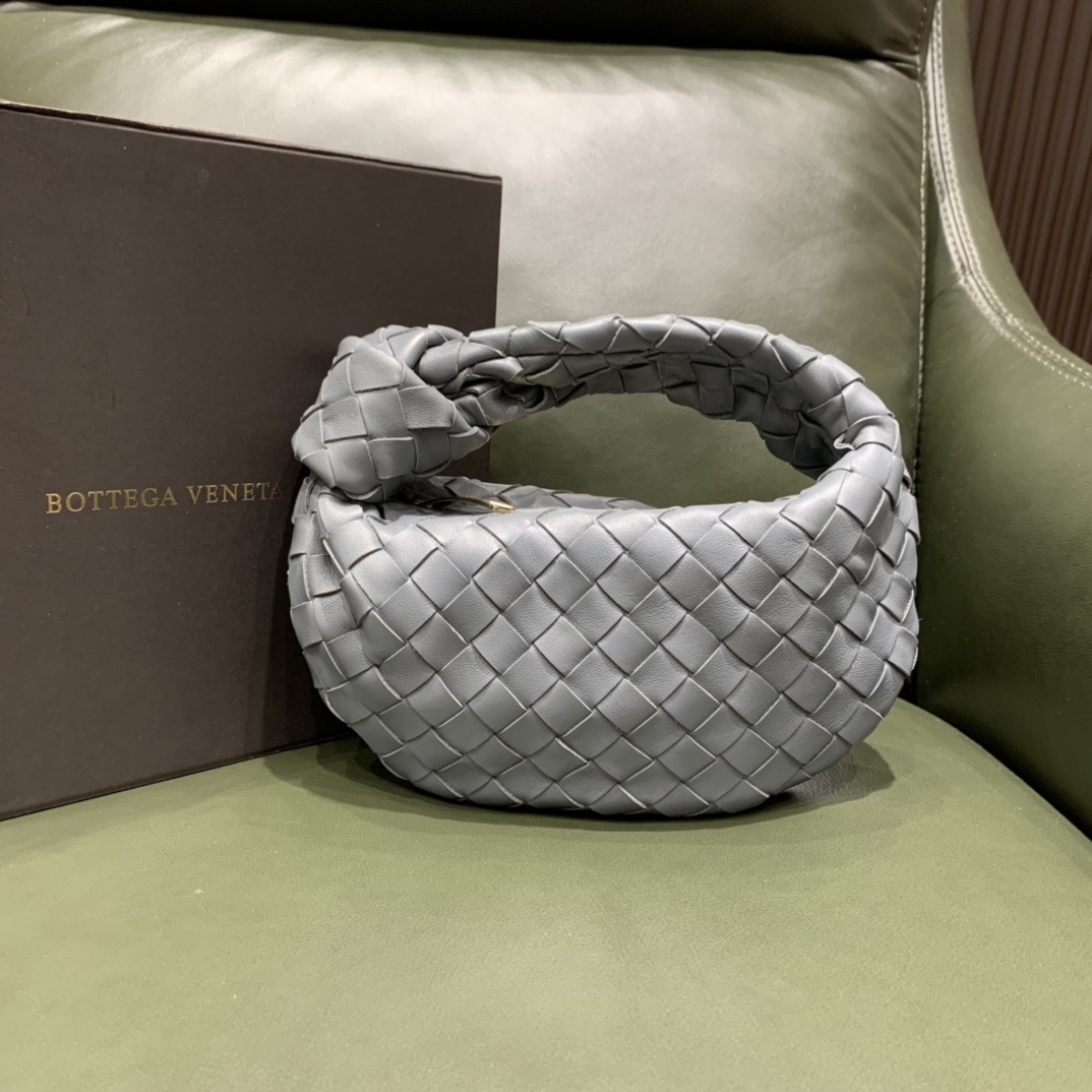 Bottega Veneta  🆕NEW🆕 JODIE #651876
