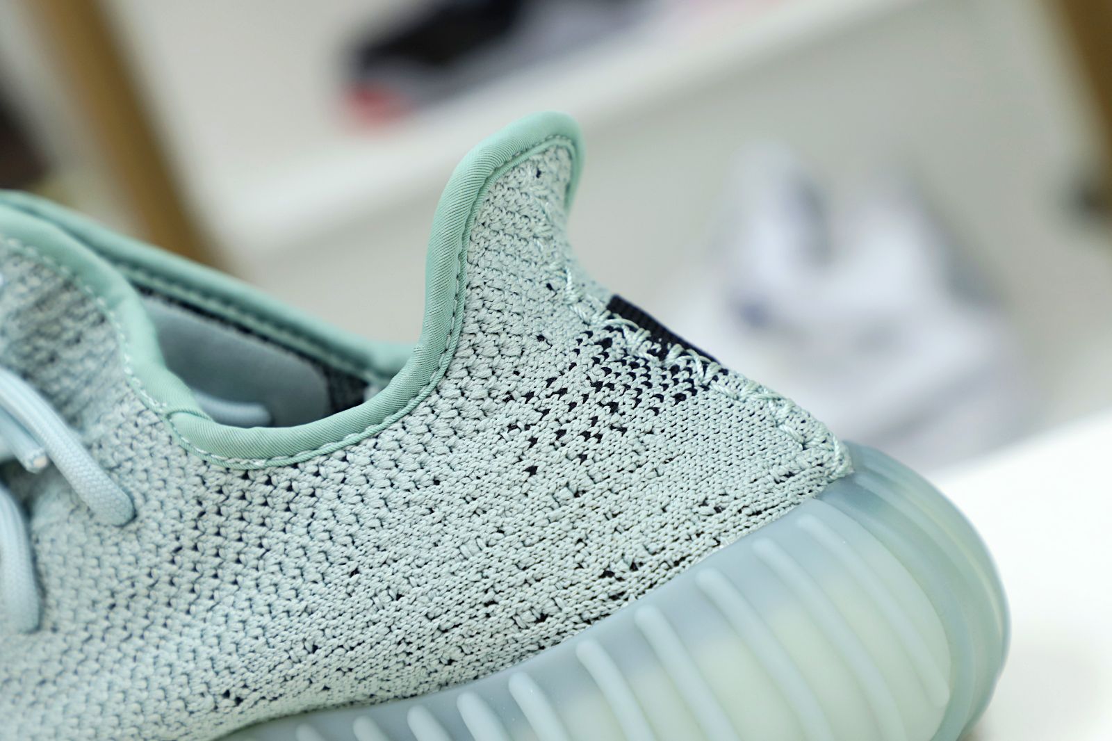 Yeezy boost 350 V2 Salt Core Black Salt