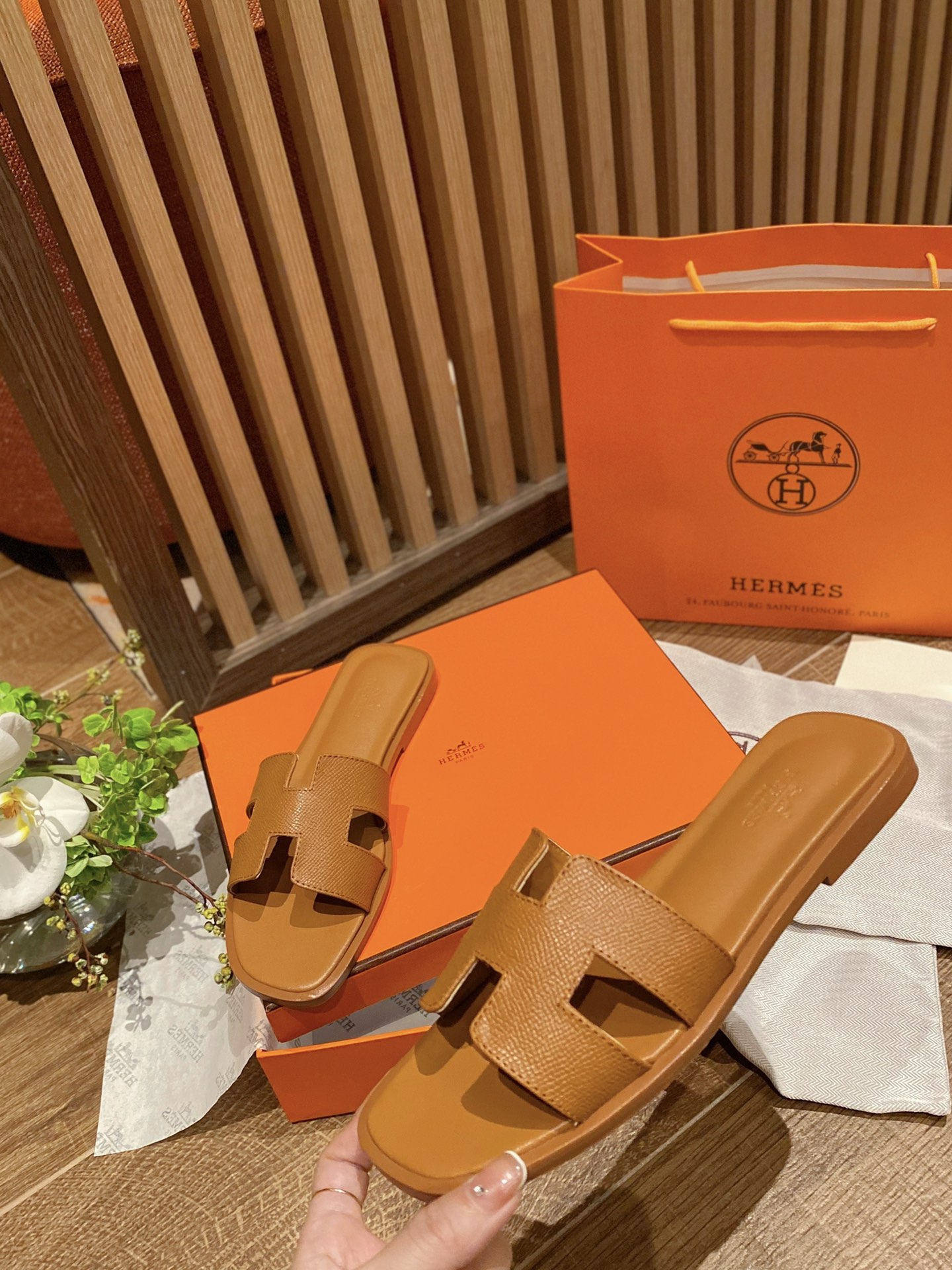 Hermes new revision of the first layer of cowhide