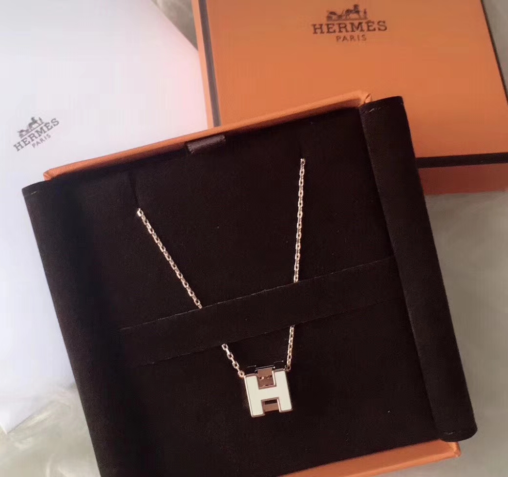 Hermes necklace