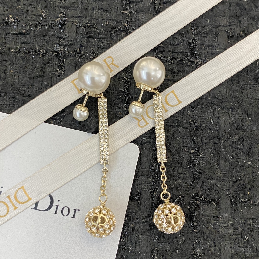 Dior stud earrings