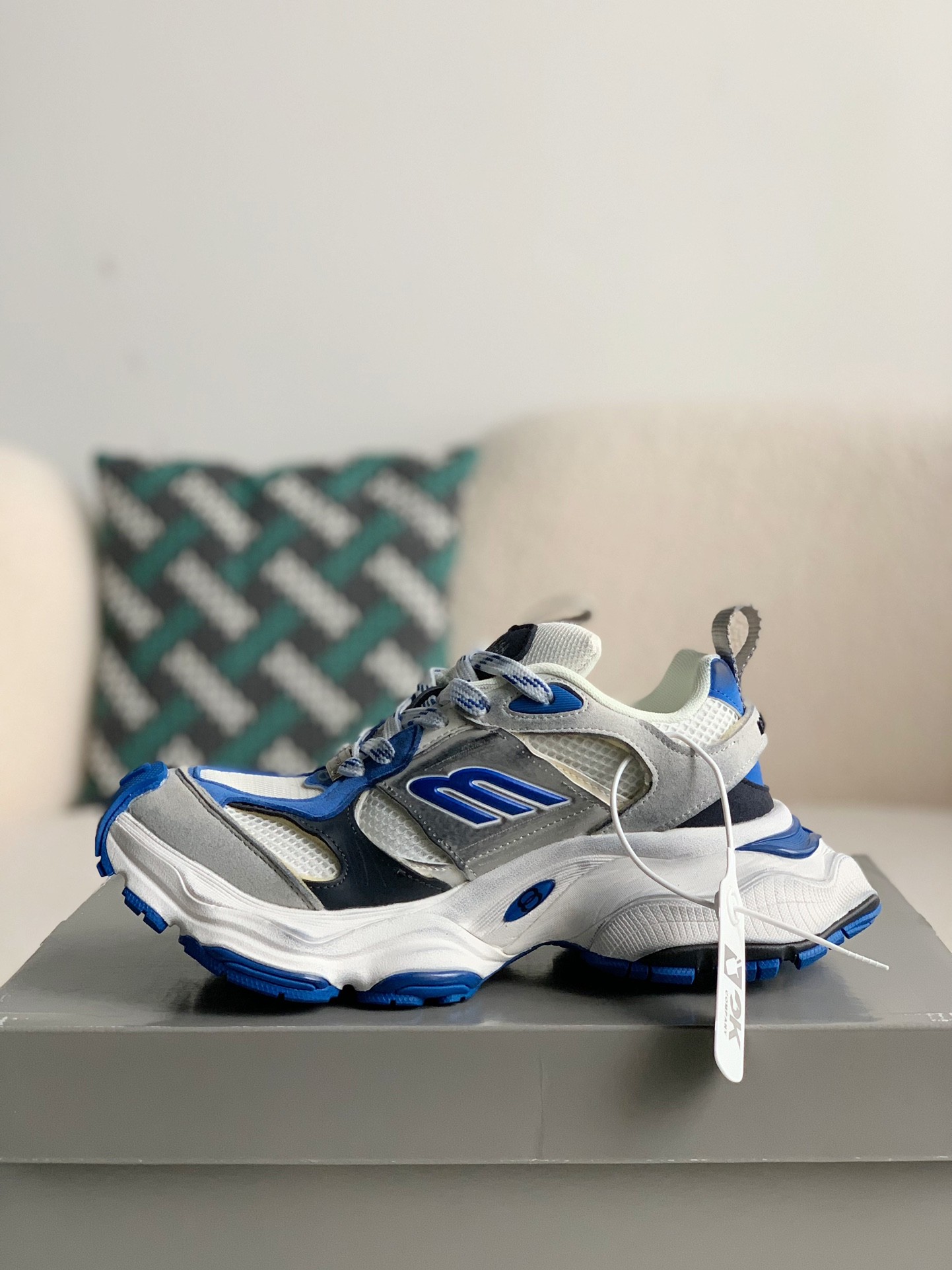 Balenciaga Runner Sneaker