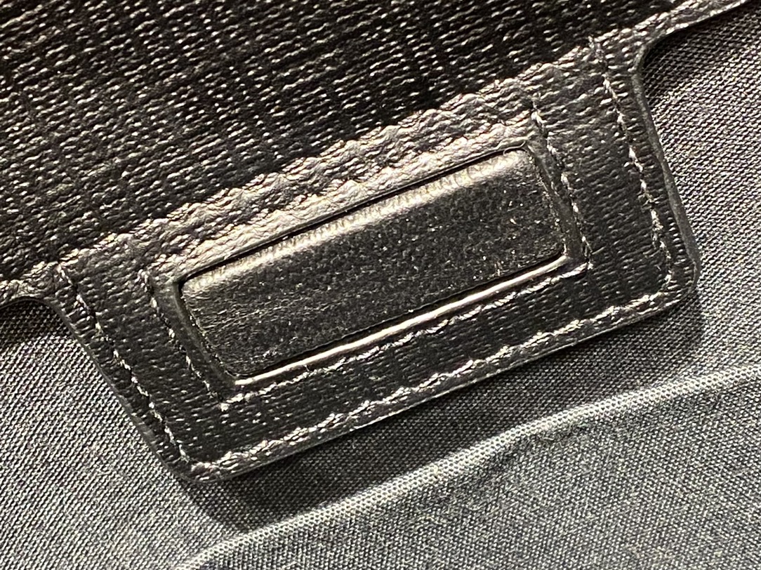 BALENCIAGA 𝗦𝗵𝗼𝗽𝗽𝗶𝗻𝗴 𝗯𝗮𝗴 Cowhide shopping paper bag