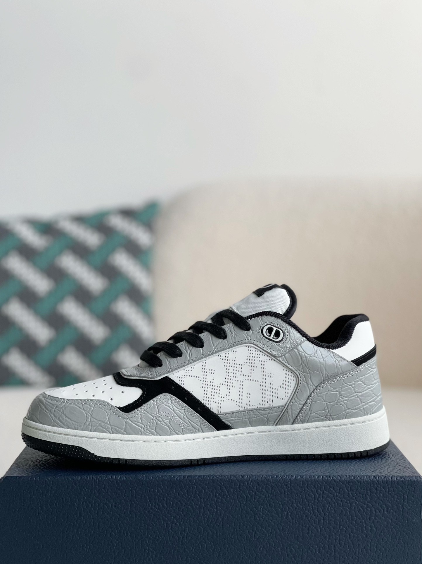 DIOR New B27 Sneaker