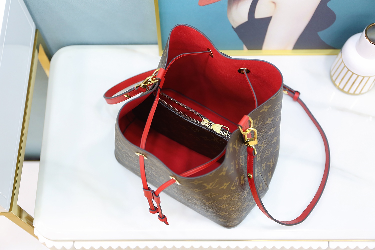 Louis Vuitton 𝙉𝙀𝙊𝙉𝙊🇫🇷French original material M44021