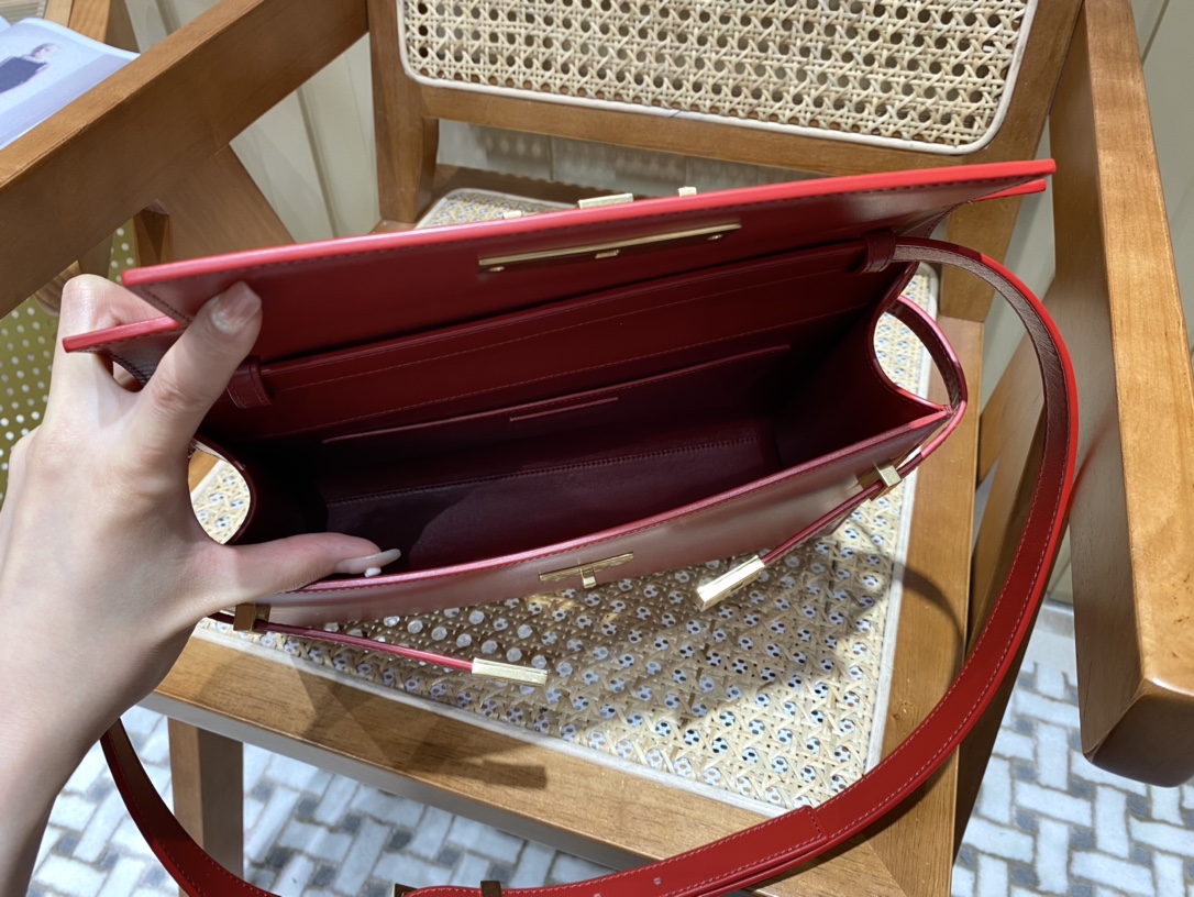 SAINT LAURENT 𝑴𝒂𝒏𝒉𝒂𝒕𝒕𝒂𝒏 〈Original leather version〉#579271