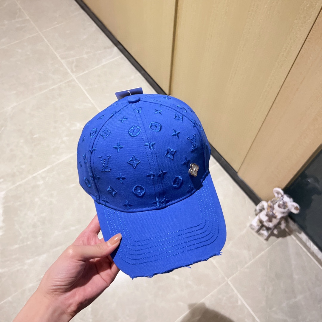 Louis Vuitton baseball cap