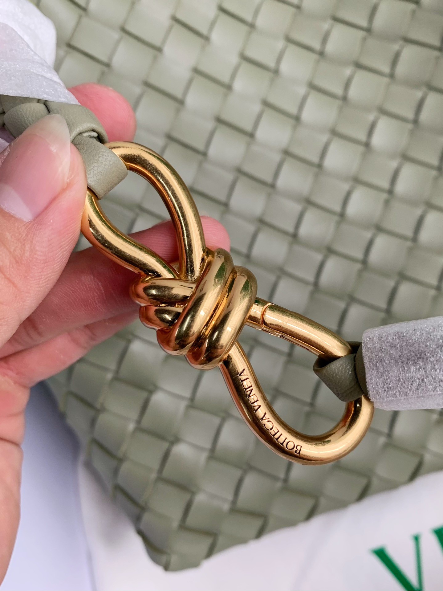 BOTTECA VENETA Knit handbags Size：32*24*12cm