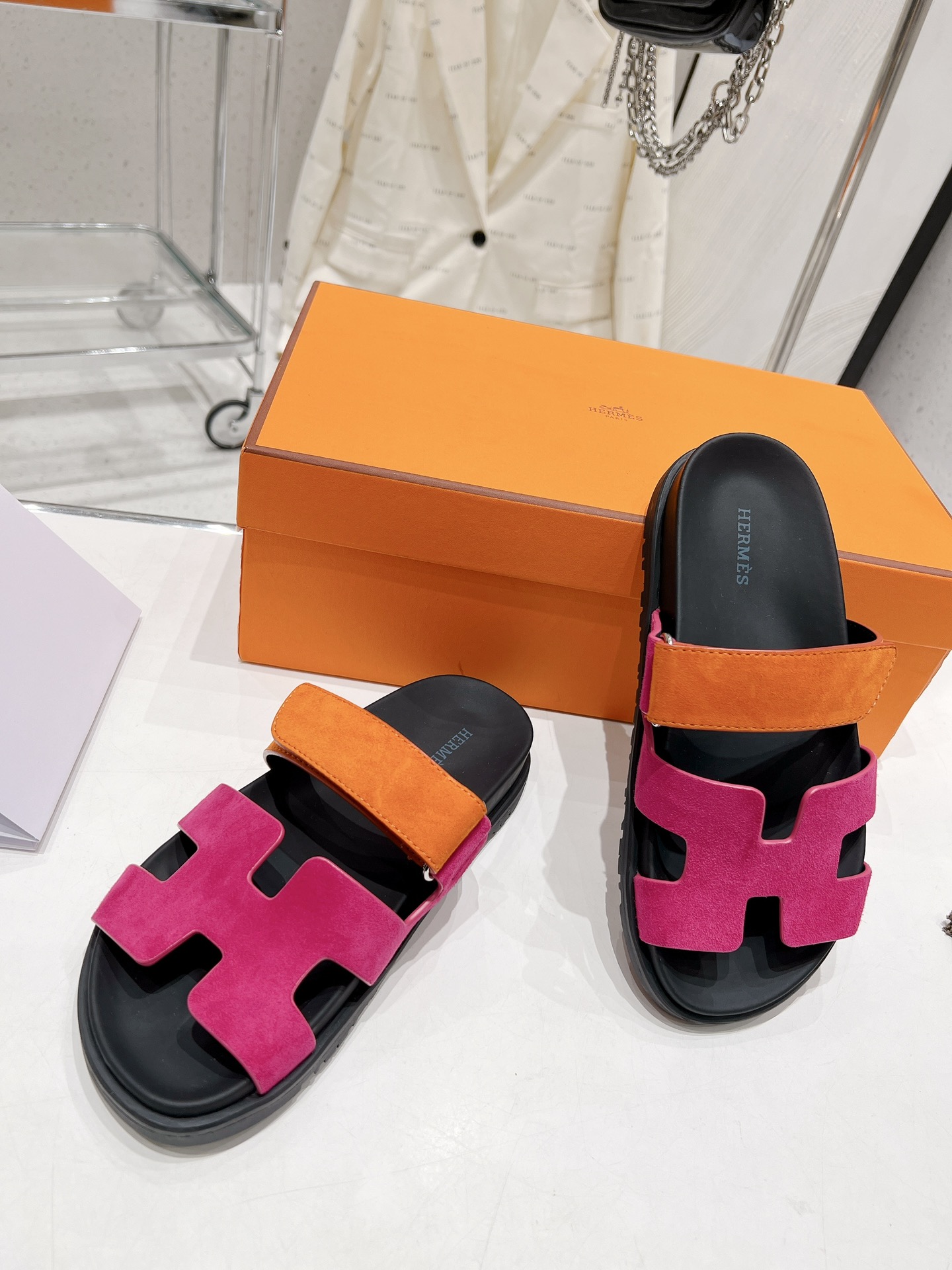 Hermes spring and summer sandals series couple models classic models