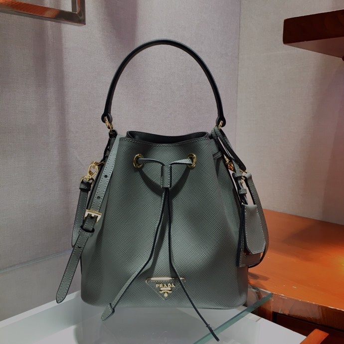 𝐏𝐑𝐀𝐃𝐀 New 1BZ032 Bucket Bag