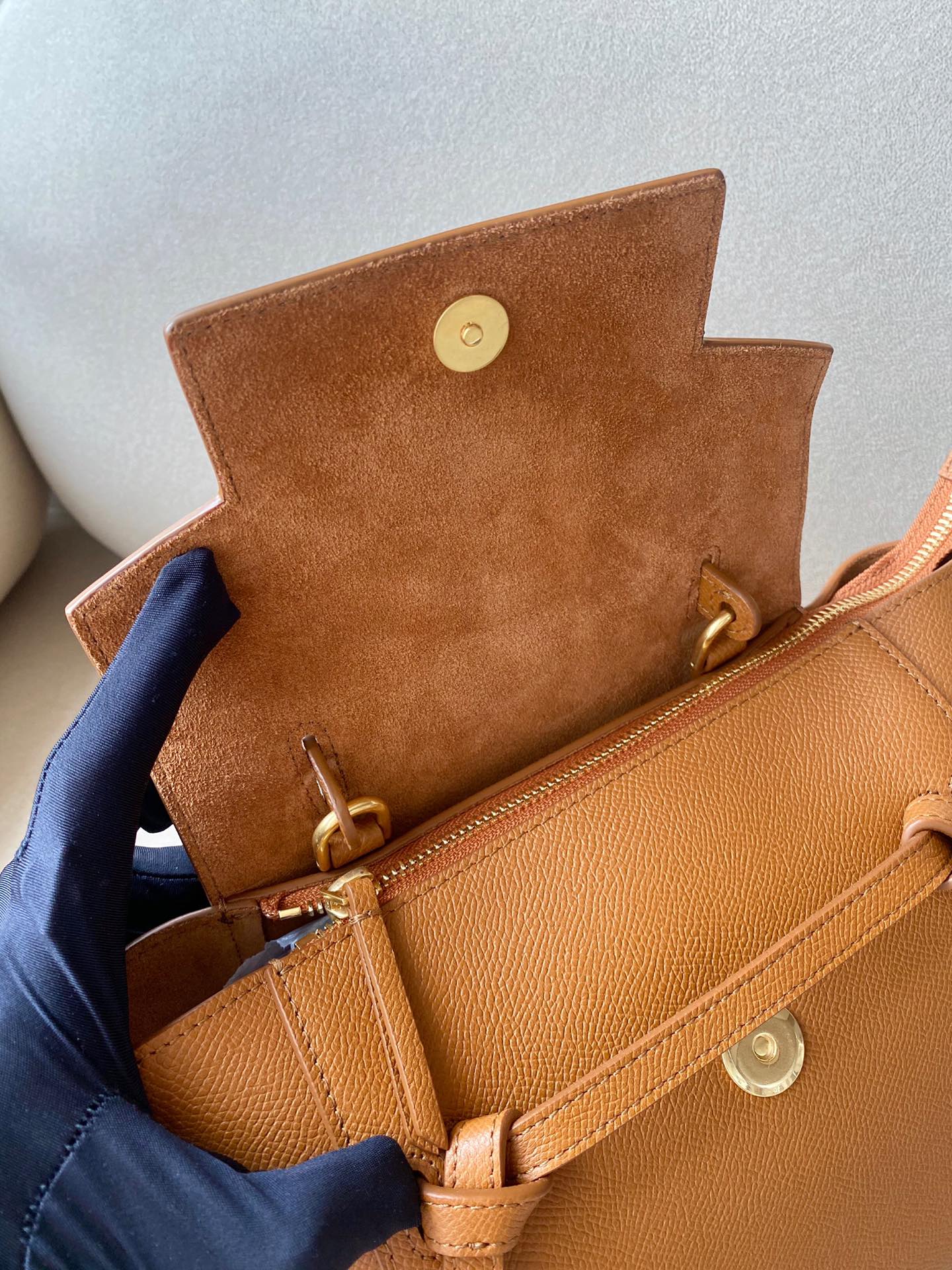 𝐂𝐞𝐥𝐢𝐧𝐞 Belt Bag Catfish Bag Small Grained Calfskin