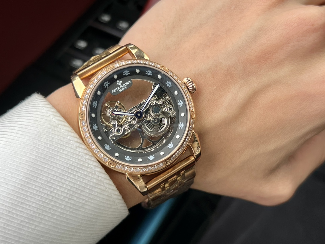 Patek Philippe Men's Watches