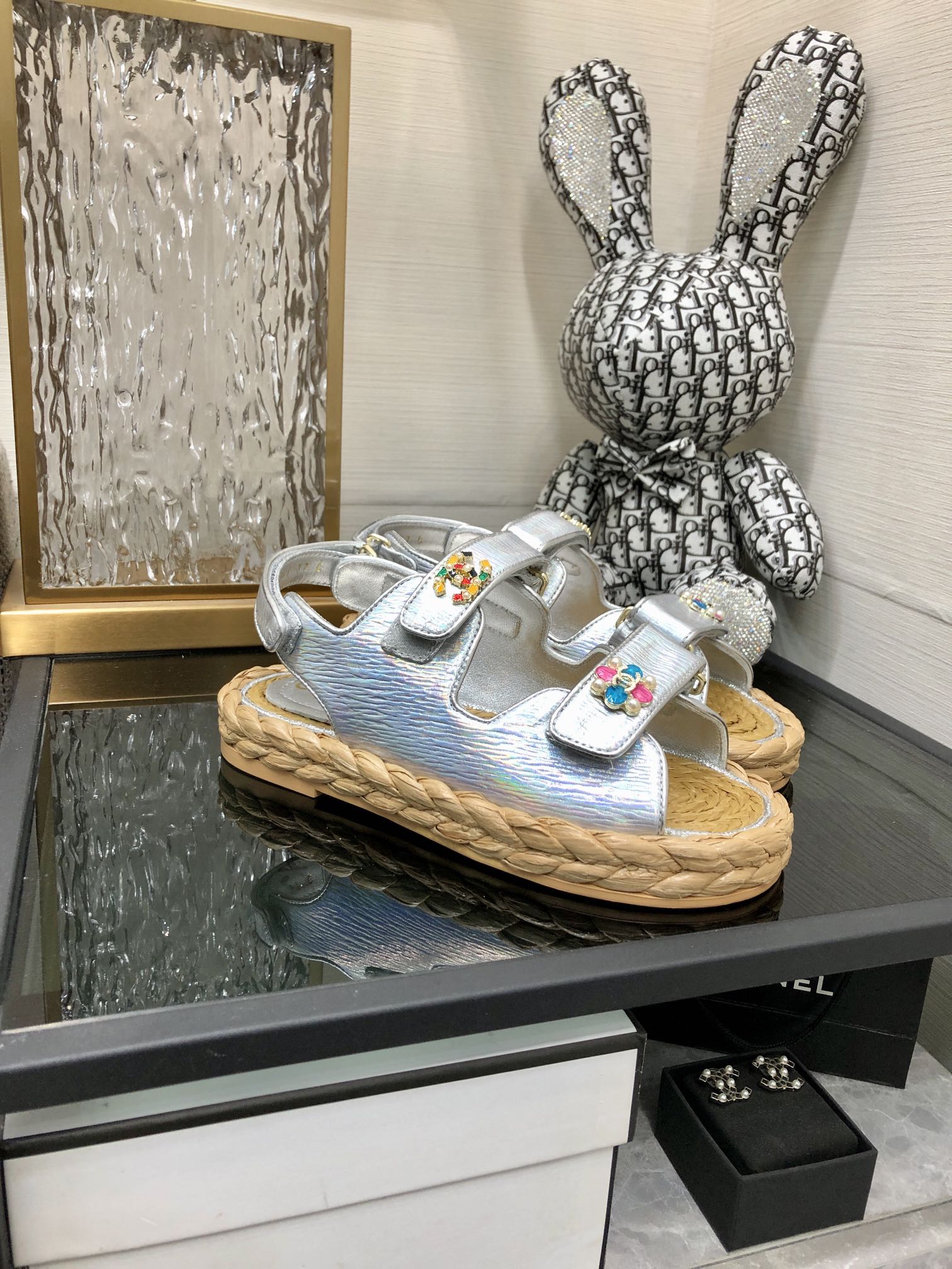 CHANEL 2023 spring and summer latest woven velcro sandals Japan imported woven materials