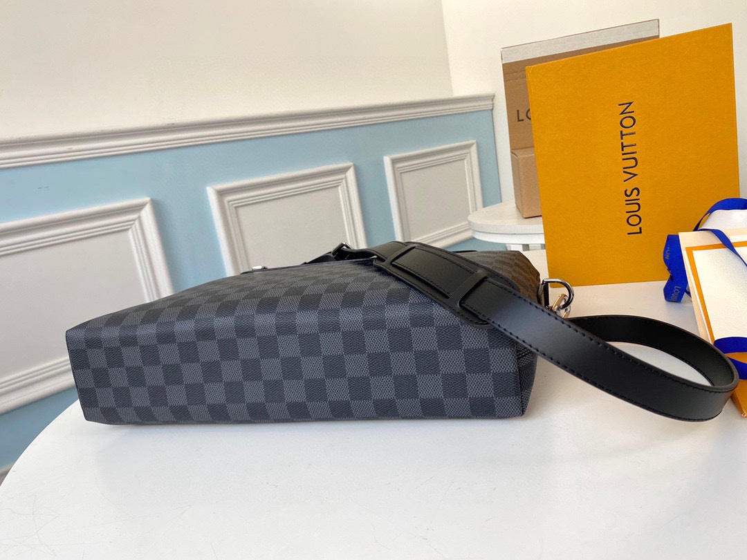 𝐋𝐎𝐔𝐈𝐒 𝐕𝐔𝐈𝐓𝐓𝐎𝐍  N48260 Porte-Documents Jour