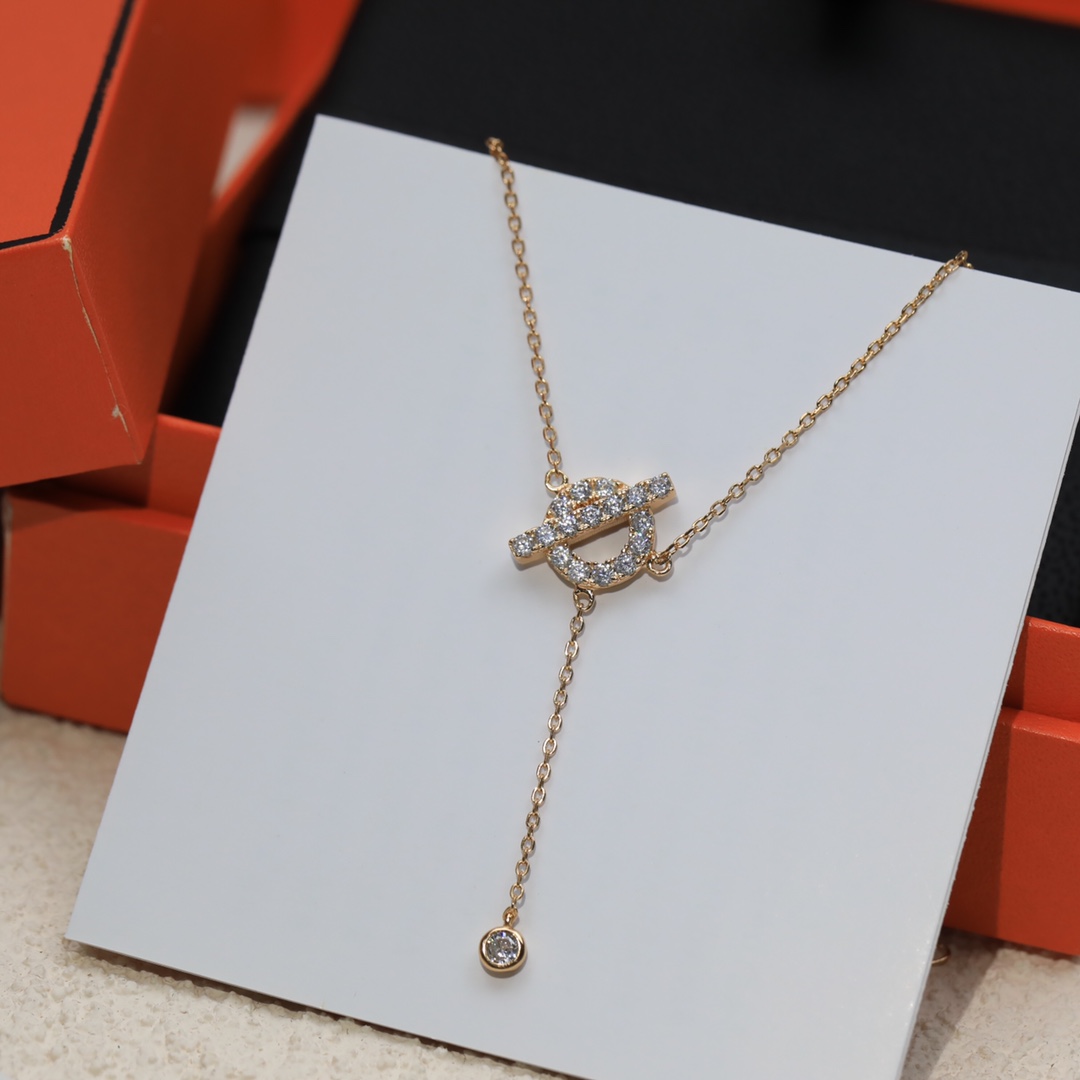 Hermes necklace