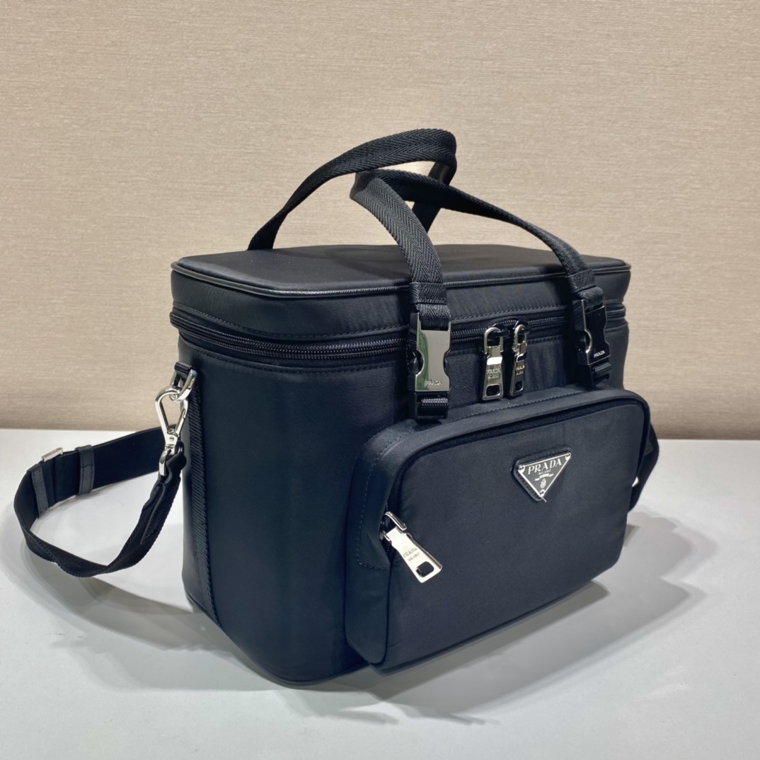 𝐏𝐑𝐀𝐃𝐀 2UP012 Cosmetic Crossbody Bag