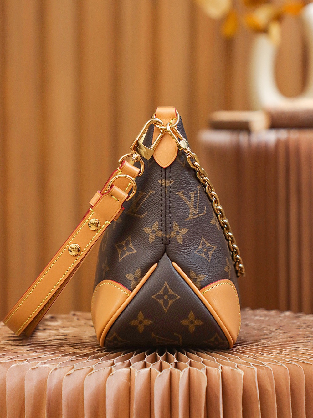 Louis Vuitton 𝐁𝐎𝐔𝐋𝐎𝐆𝐍𝐄 King of Hot Style Croissant #M45832#