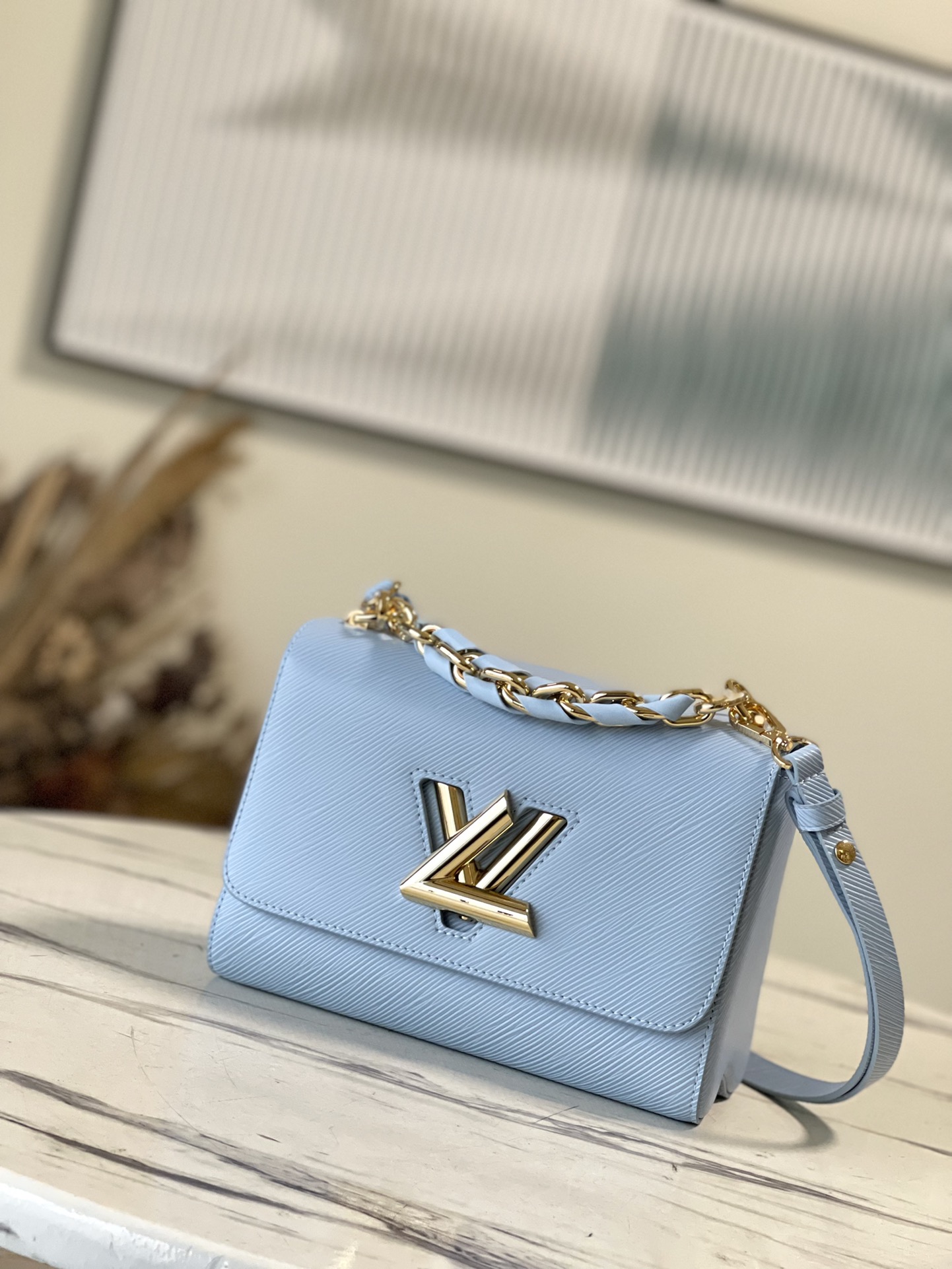 𝐋𝐎𝐔𝐈𝐒 𝐕𝐔𝐈𝐓𝐓𝐎𝐍 M21721