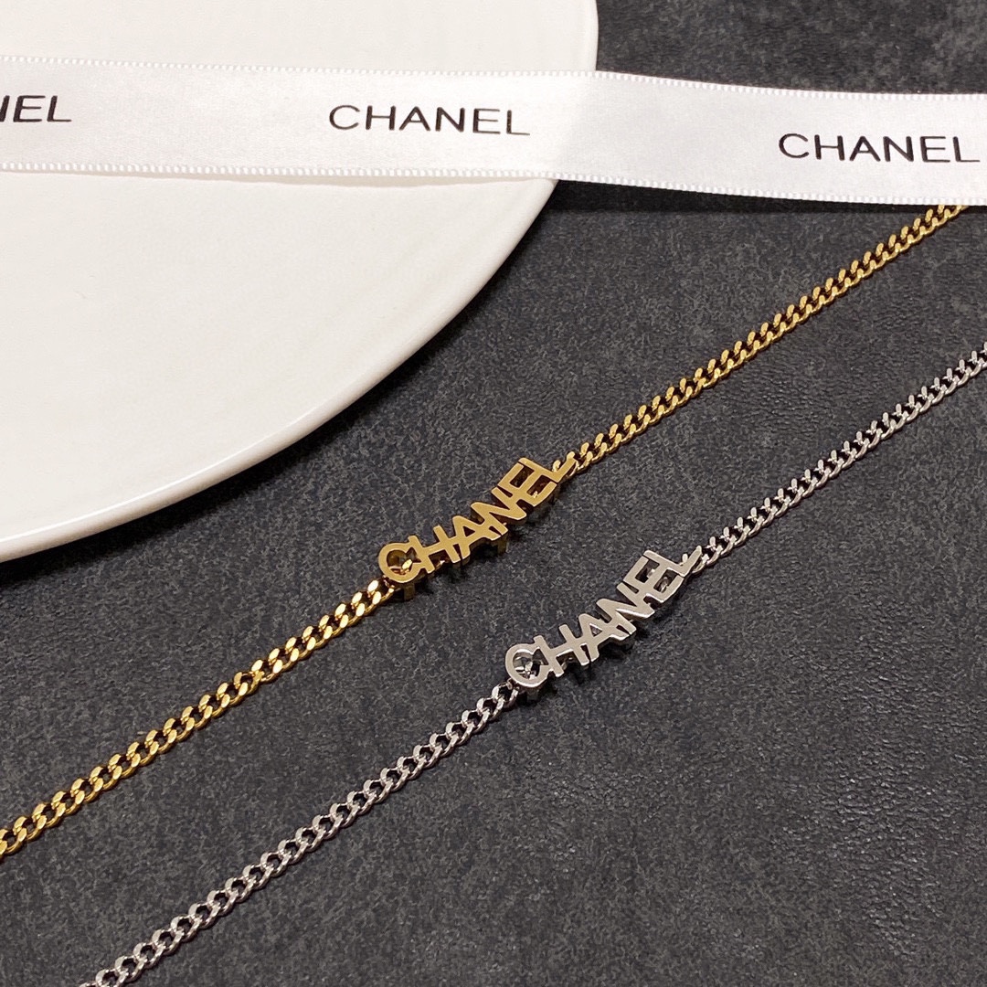 CHANEL🇫🇷Xiaoxiang letter latest double C necklace
