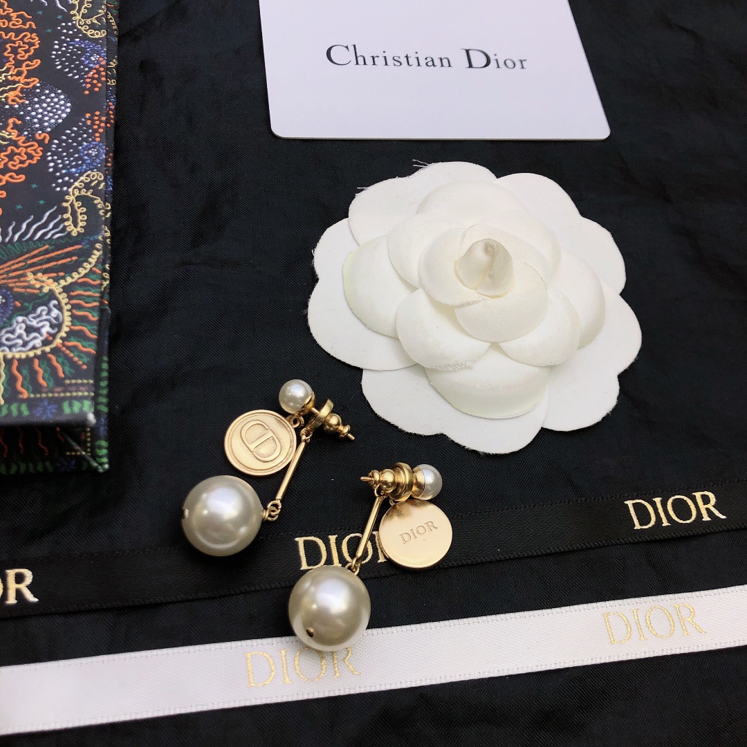 Dior stud earrings