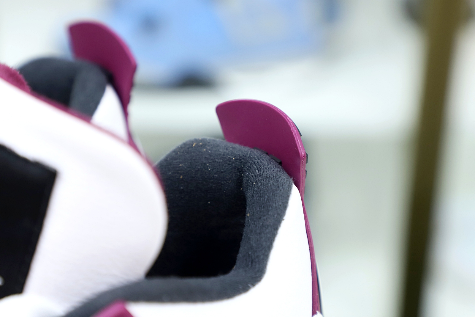 AIR JORDAN PARIS SAINT-GERMAIN X AIR JORDAN 4 RETRO BORDEAUX