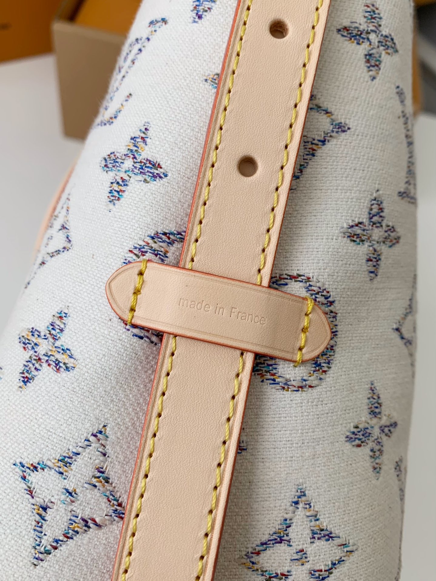 Louis Vuitton Carryall small handbag M24707 Size：29*24*12cm