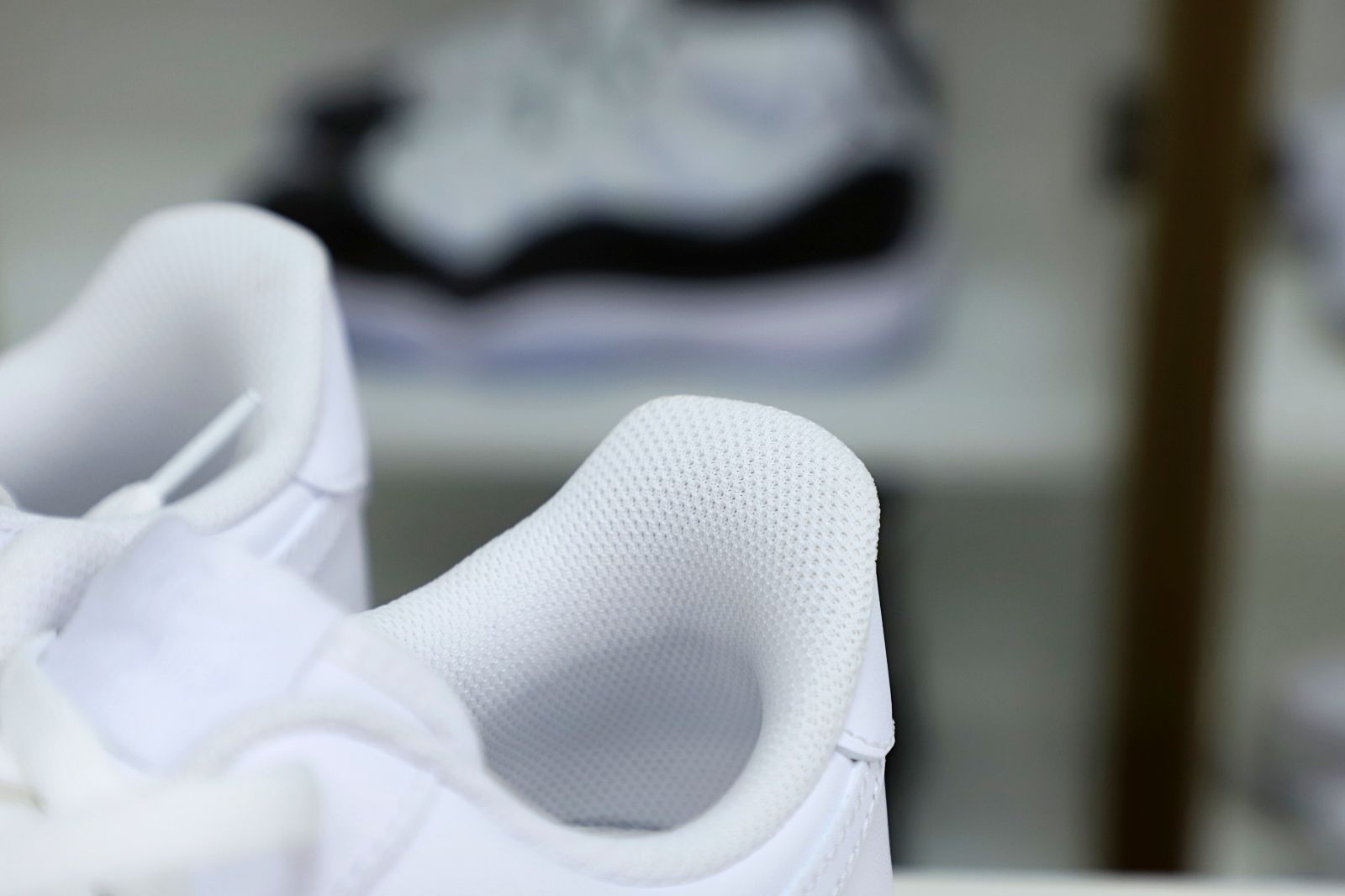 Nike Air Force 1 Low Triple White