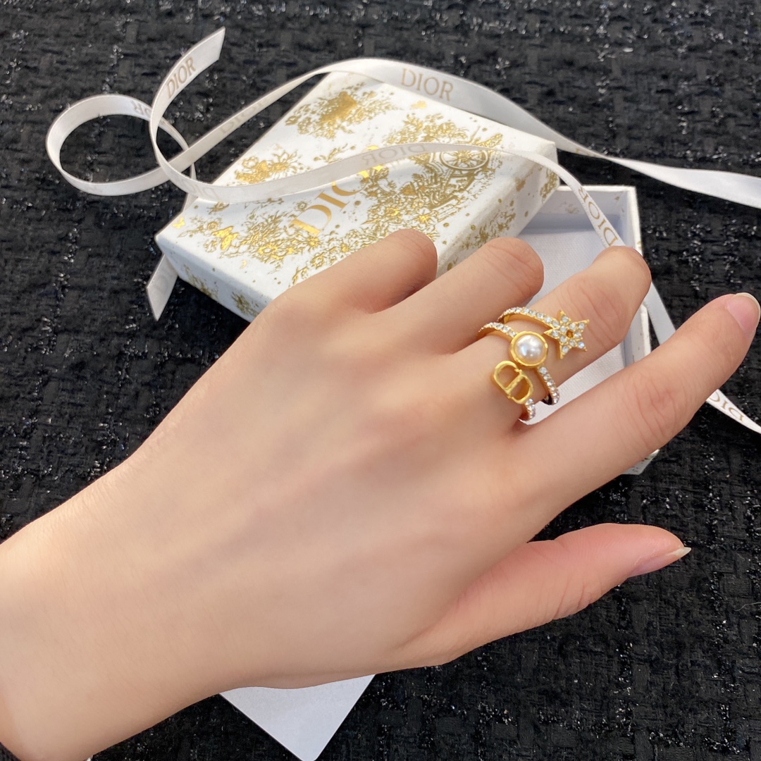 Dior ring
