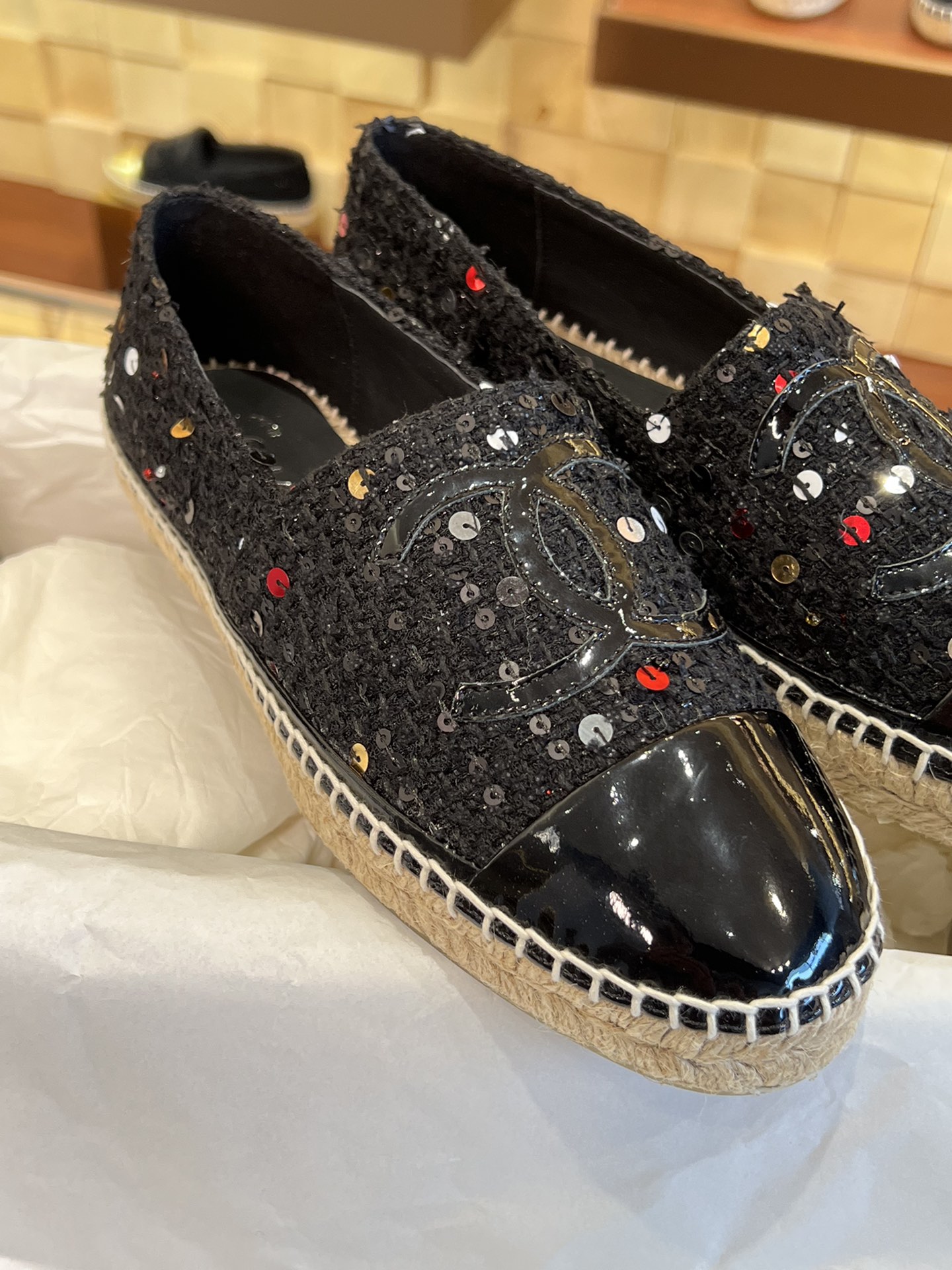 CHANEL fisherman shoes Chanel classic version of the original injection of rubber translucent rubber original color hemp sole