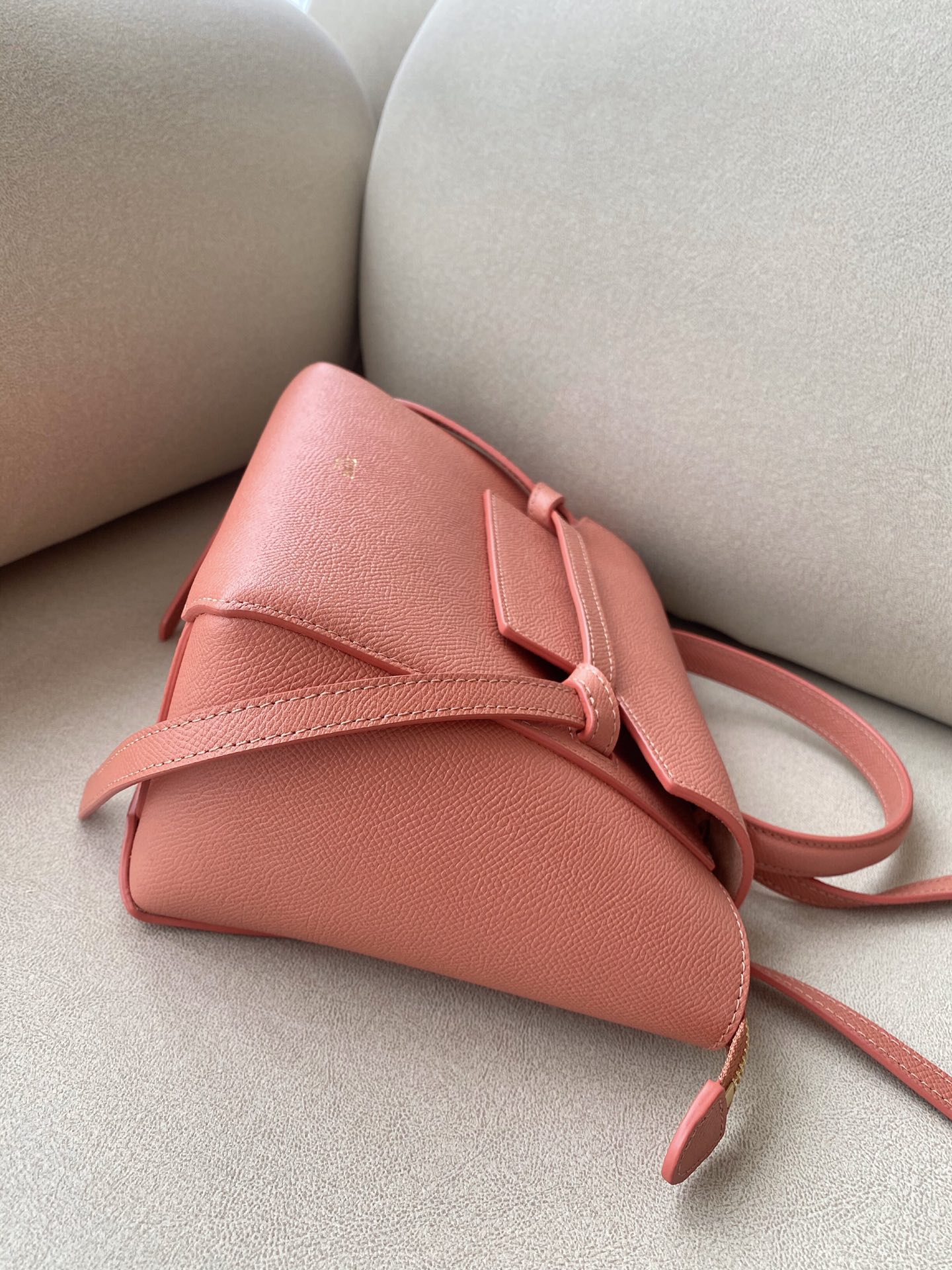 𝐂𝐞𝐥𝐢𝐧𝐞 Belt Bag Catfish Bag Small Grained Calfskin