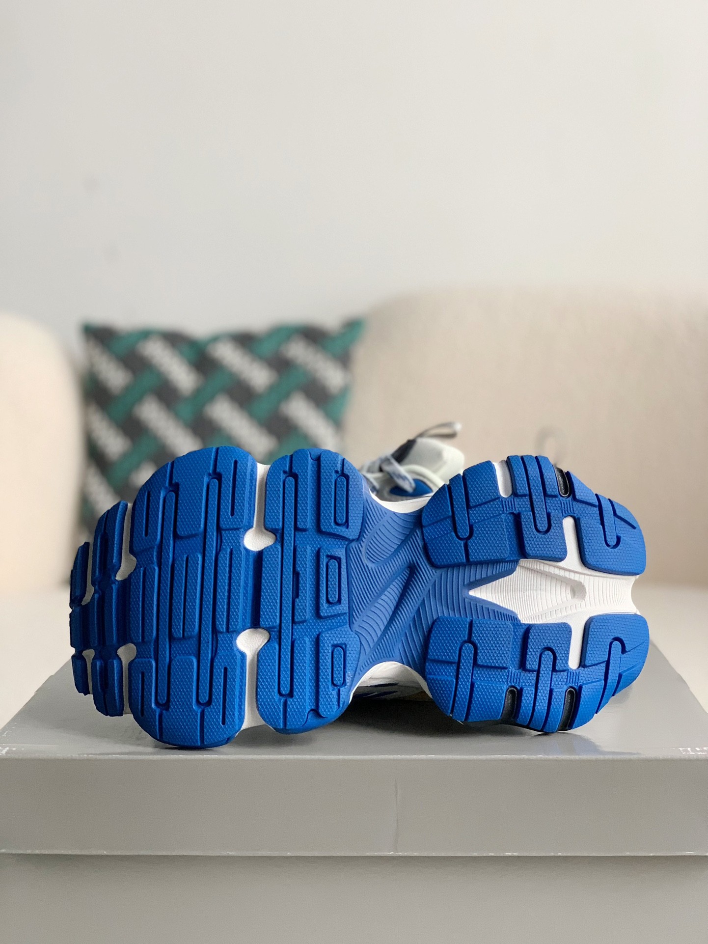 Balenciaga Runner Sneaker