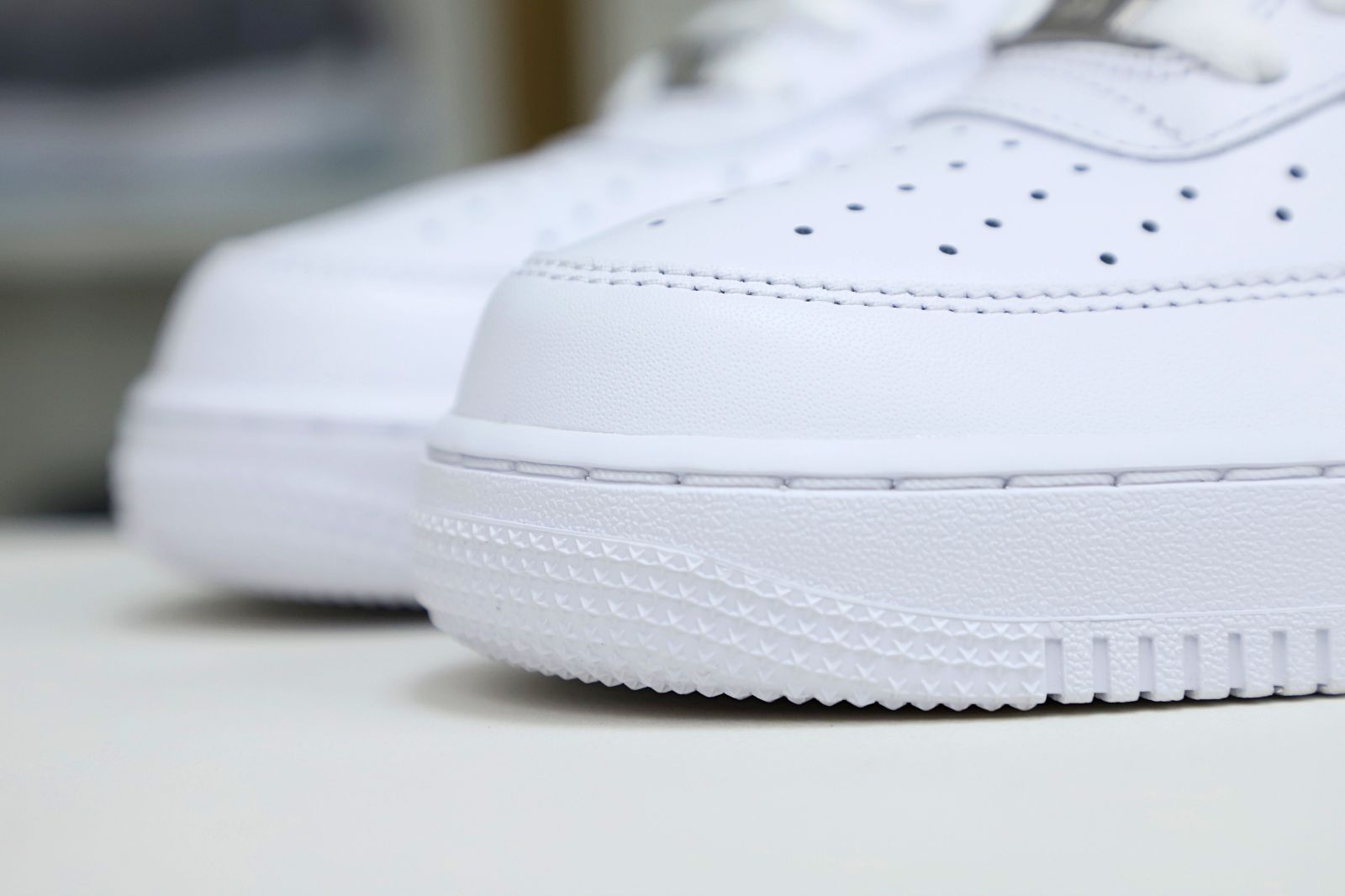 Nike Air Force 1 Low Triple White
