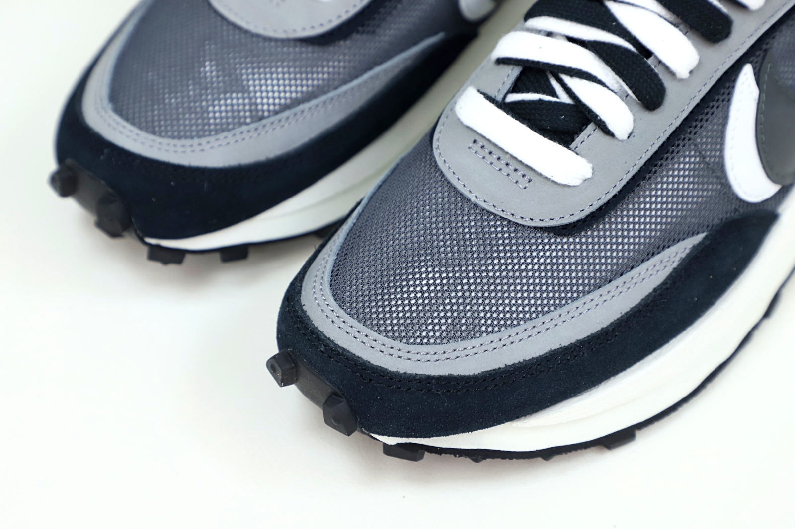 SACAI X LDWAFFLE BLACK