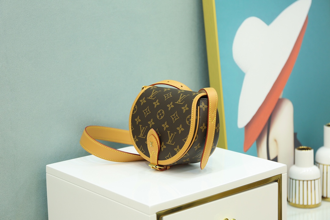 Louis Vuitton 𝐓𝐀𝐌𝐁𝐎𝐔𝐑𝐈𝐍French 🇫🇷 raw materials/original pure steel hardware M44860