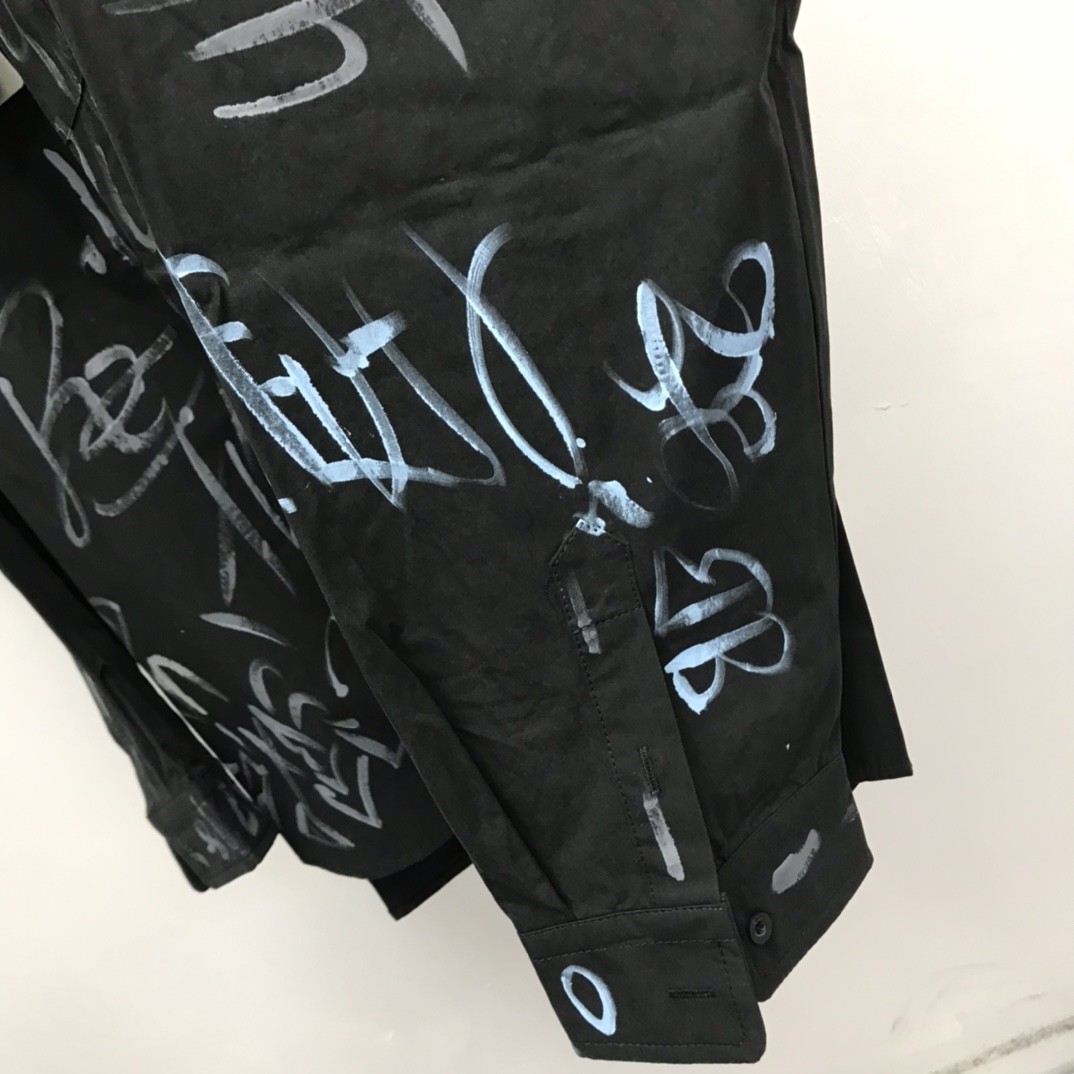 Balenciaga BLCG graffiti long-sleeved shirt