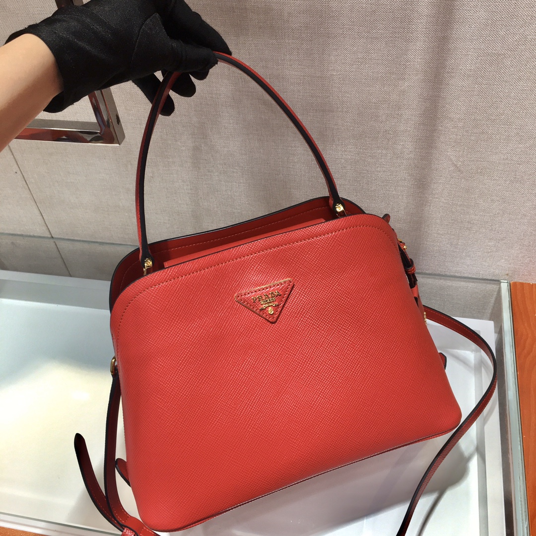 𝐏𝐑𝐀𝐃𝐀 Matinee Handbag 1BA282