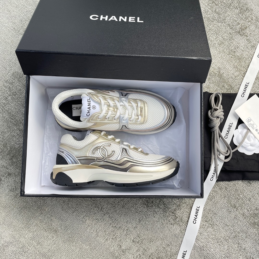 CHANEL A very good-looking sneaker TPU outsole Custom fabric metallic texture