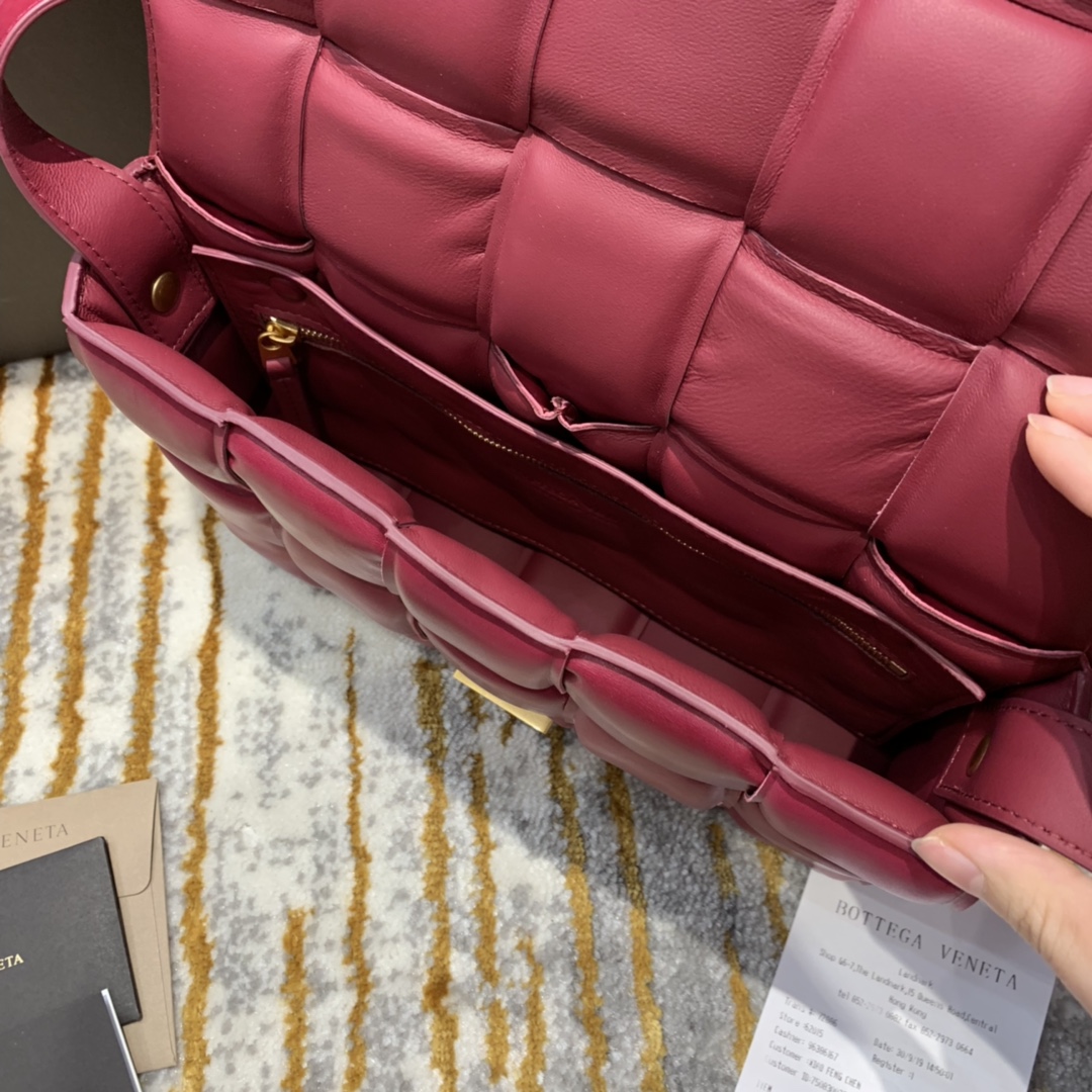 Bottega Veneta  PADDED  CASSETTE #591970