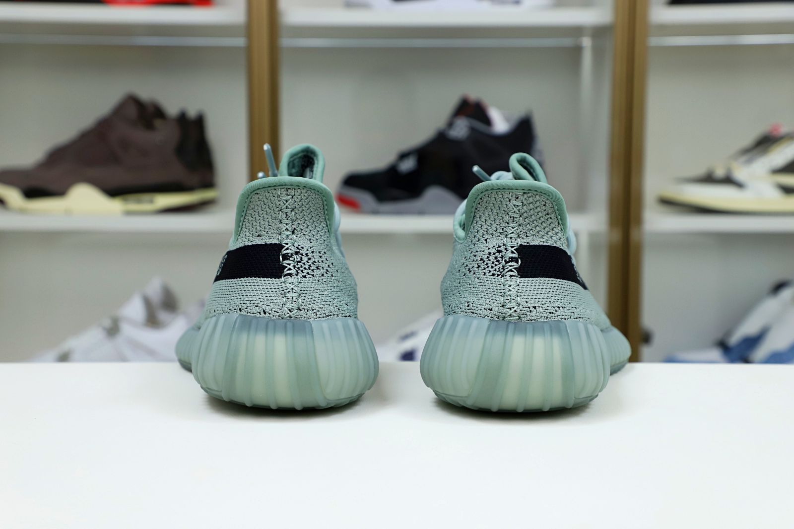 Yeezy boost 350 V2 Salt Core Black Salt