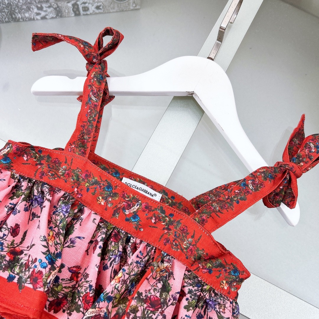 D&G spring and summer girls skirt suit