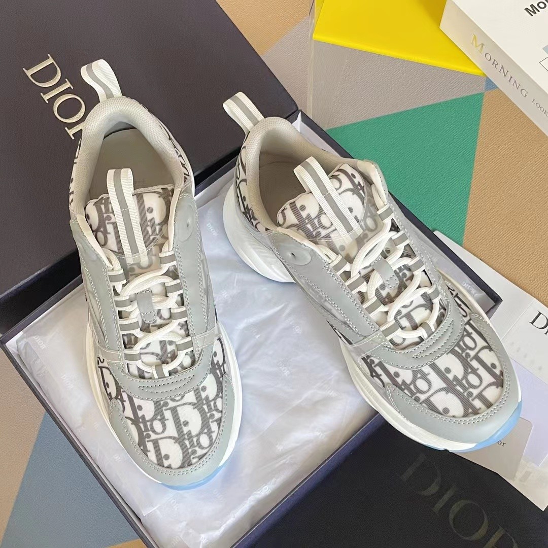 DIOR classic B22 Clunky Sneaker