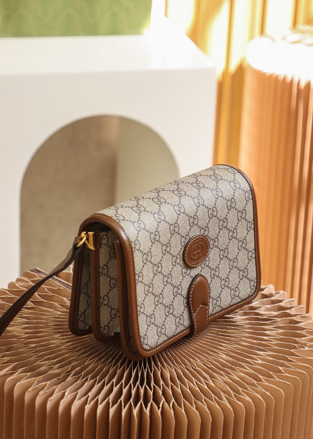 GUCCI 𝐑𝐞𝐭𝐫𝐨 mini shoulder bag #671620#