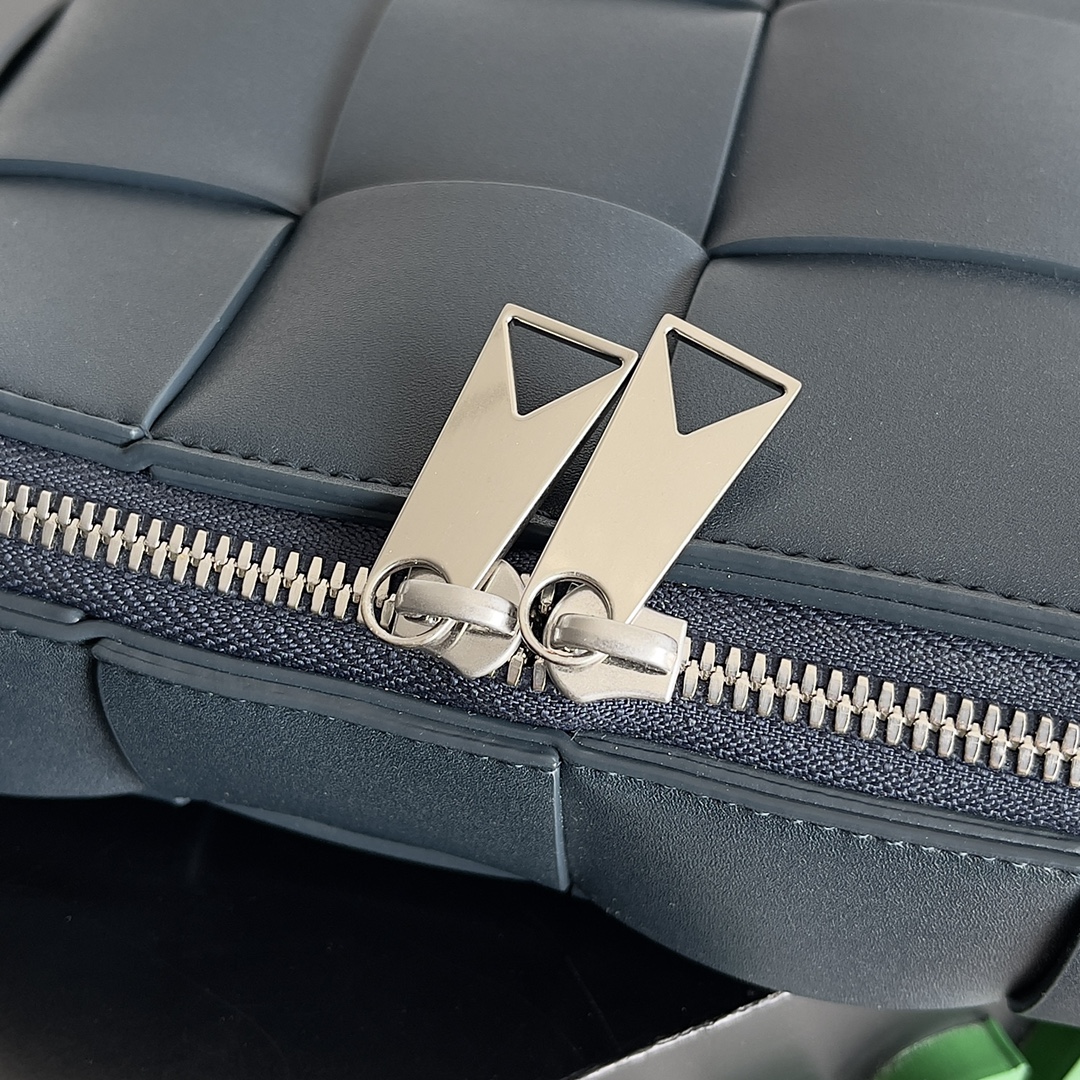 Bottega Veneta BV Men's Camera Bag navy blue #730027