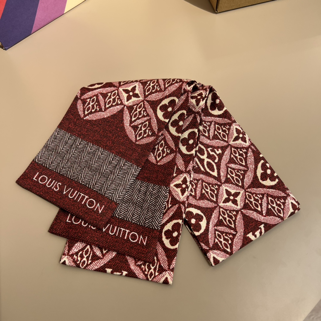 𝐋𝐨𝐮𝐢𝐬 𝐕𝐮𝐢𝐭𝐭𝐨𝐧 