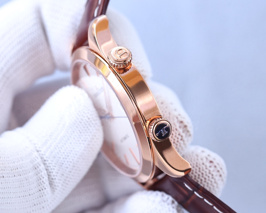 Jaeger-LeCoultre Fine Men's Watches