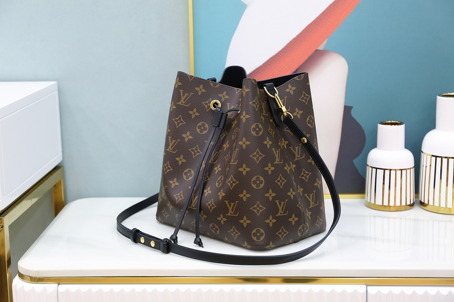 Louis Vuitton 𝙉𝙀𝙊𝙉𝙊🇫🇷French original material M44020