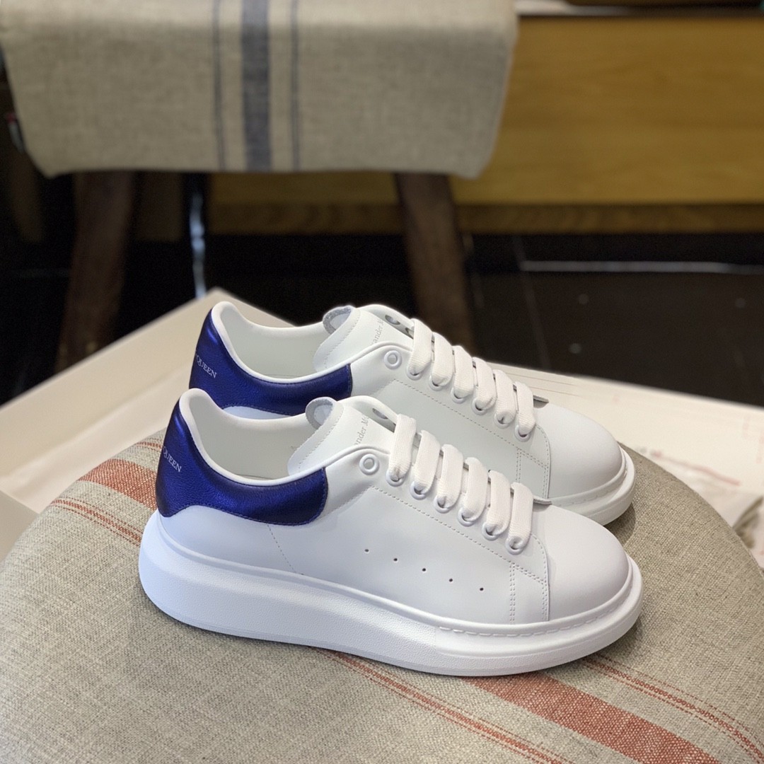 Alexander McQueen MQ plating blue velvet tail Sneakers